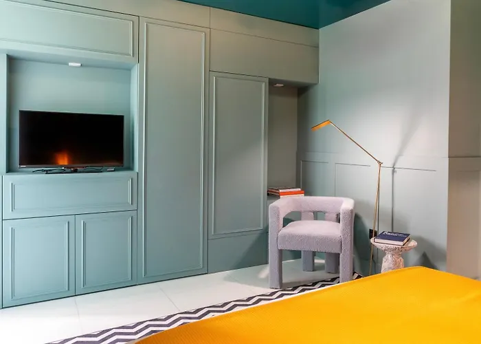 Otel &tales -